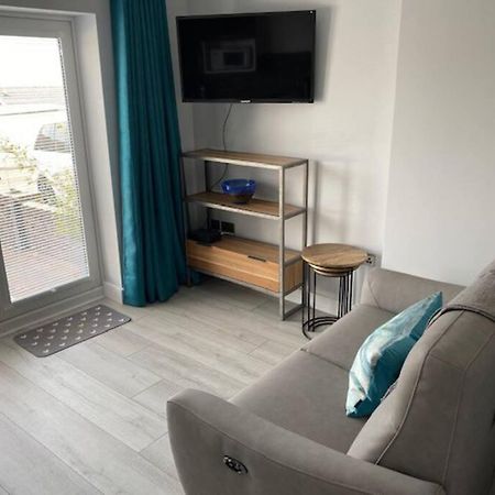 Luxury Mumbles View Studio Apartment Σουόνσι Εξωτερικό φωτογραφία